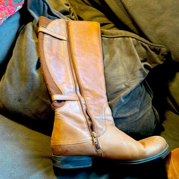 naturalizer equestrian boots